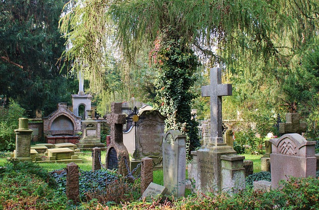 sfaturi alegere monumente funerare